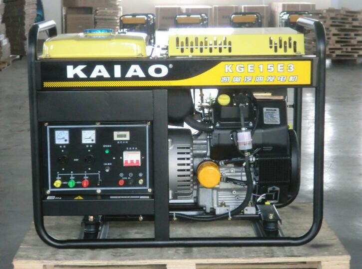 KGE15E3 16kva ژنراتور برق بنزینی قابل حمل سه فاز با پنل کنترل دیجیتال